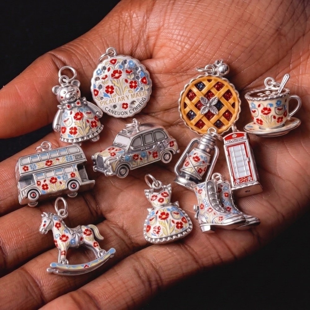 قلادات كرتونية من الفولاذ المق - مراجعة Jewelry Making London وسعره